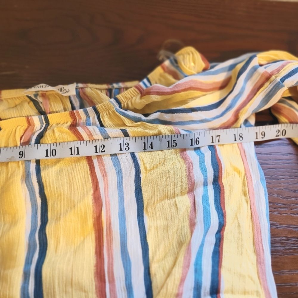Peach Love California Striped Rayon Tie-Front Blouse - Made in USA - Size Medium - Picture 5 of 6